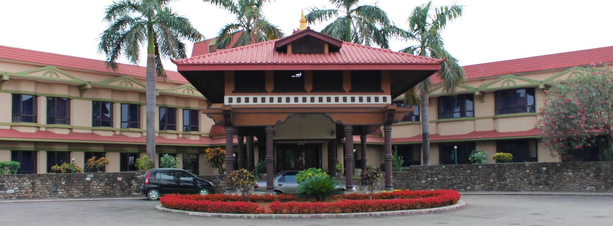 Hotel Nirvana Bhairāhawā Zewnętrze zdjęcie