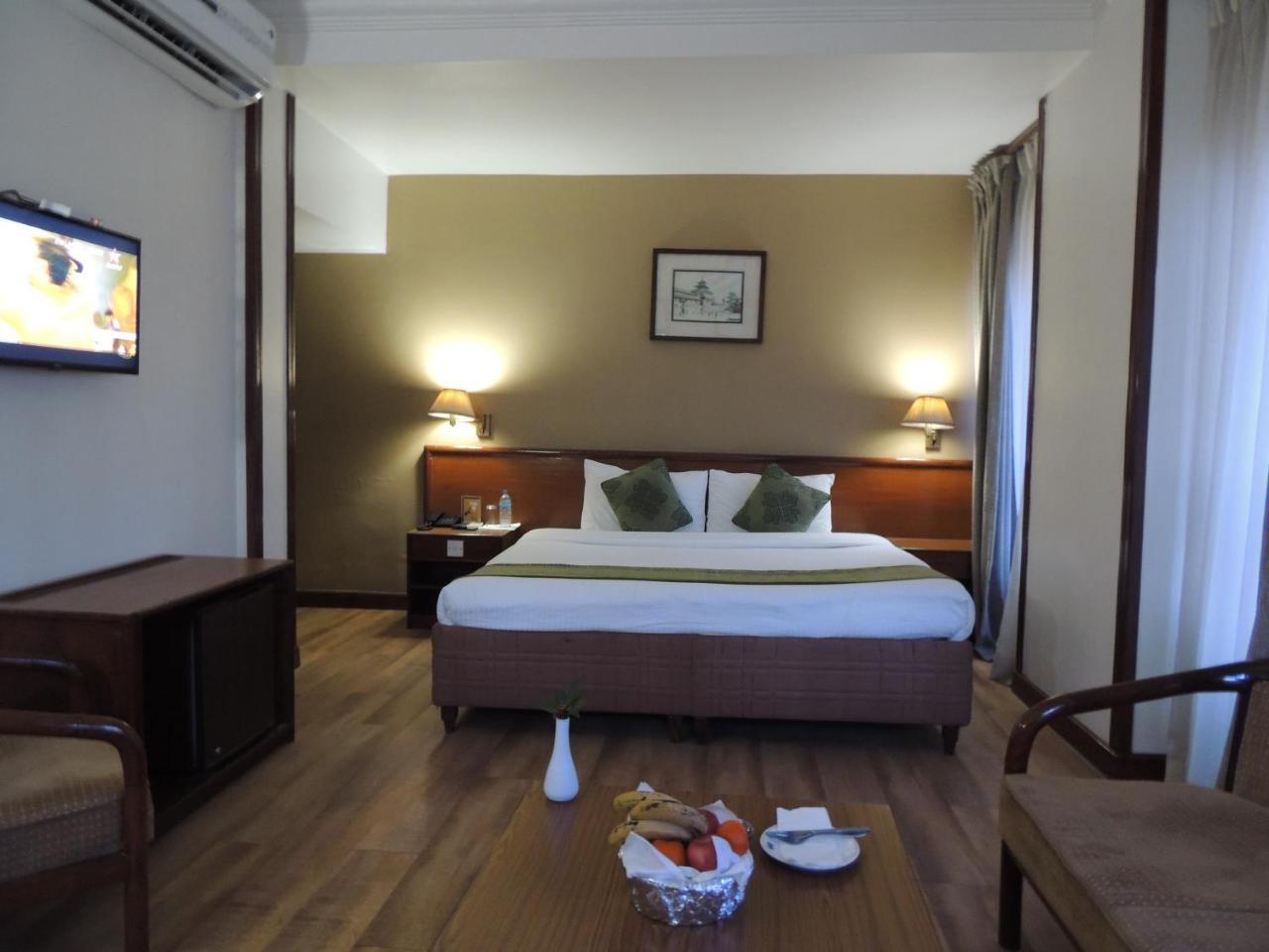 Hotel Nirvana Bhairāhawā Zewnętrze zdjęcie