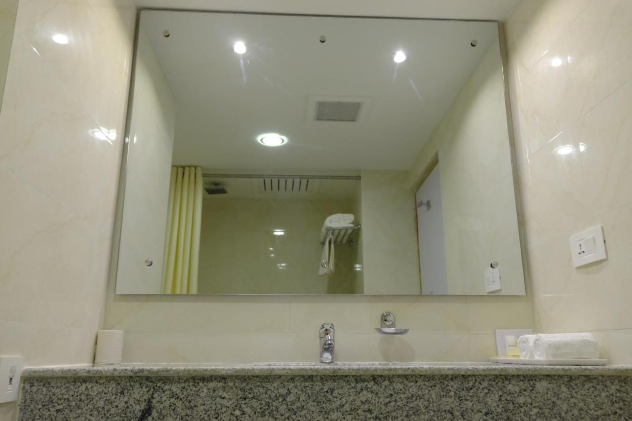 Hotel Nirvana Bhairāhawā Zewnętrze zdjęcie